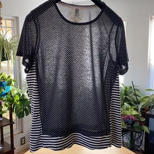 LILI’S CLOSET by ANTHROPOLOGIE. Large Black/white stripes & Polkadot Tee Shirt.